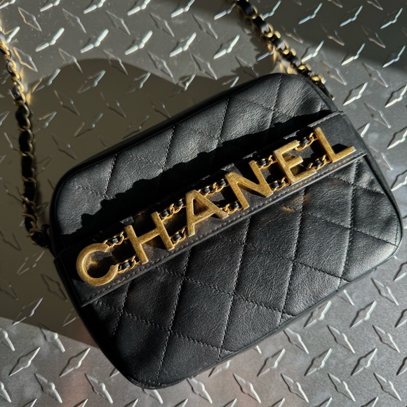 Chanel Quilted Enchained Logo Camera Bag in Black - Picture 1 of 12